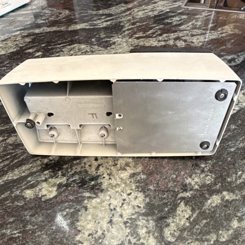 Pitney Bowes 4916 Small Postal Scale Mechanical Scale with Postal Calculator
