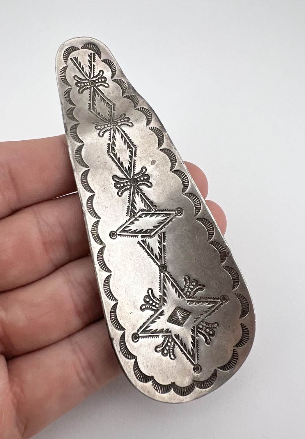 RARE EARLY Old Fred Harvey Era NAVAJO Coin Silver Detailed Stamped Shoehorn 4.5"