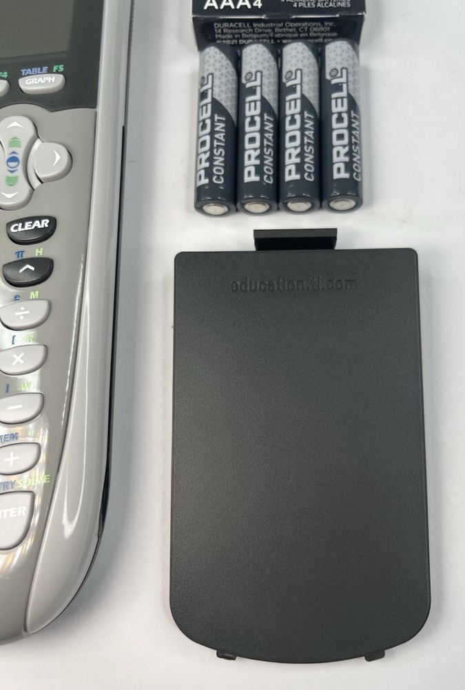 Texas Instruments TI-84 Plus Silver Edition Graphing Calculator & Cover TESTED