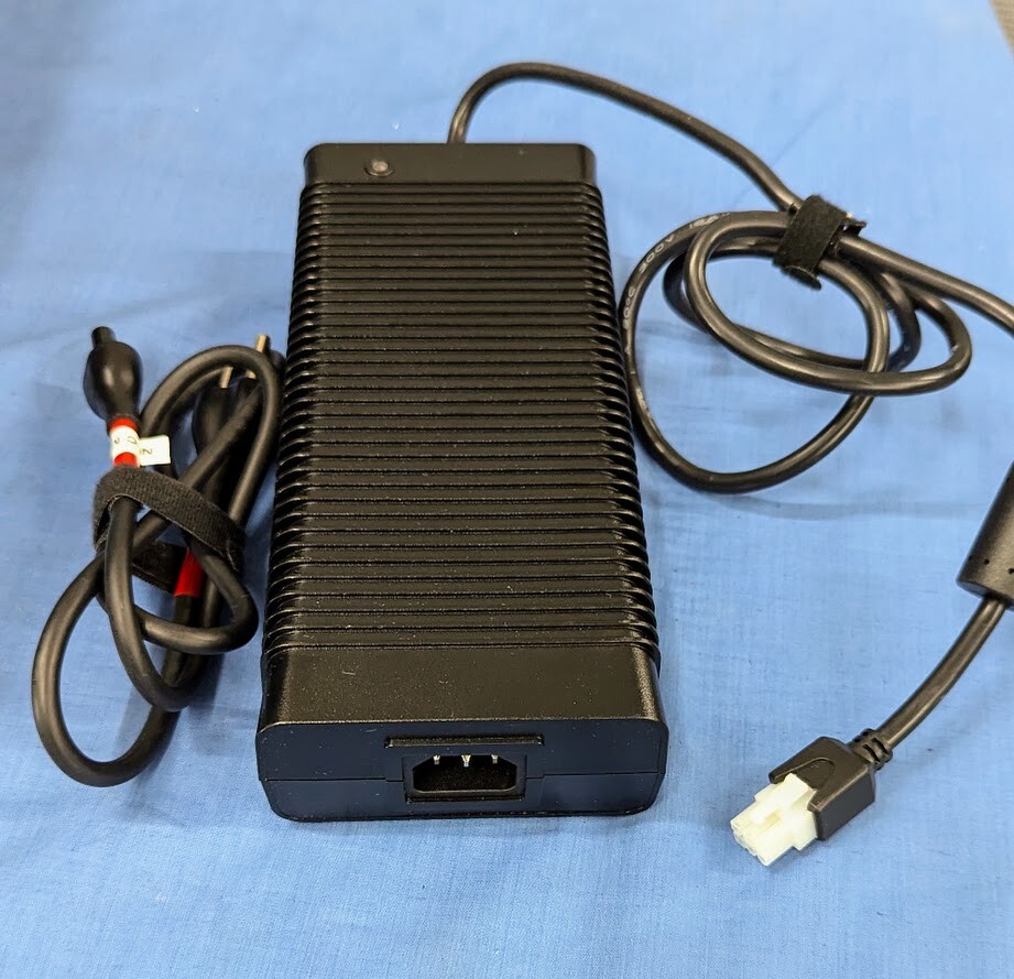 HaptX Gloves DK2 VR gloves | Full set, tested.