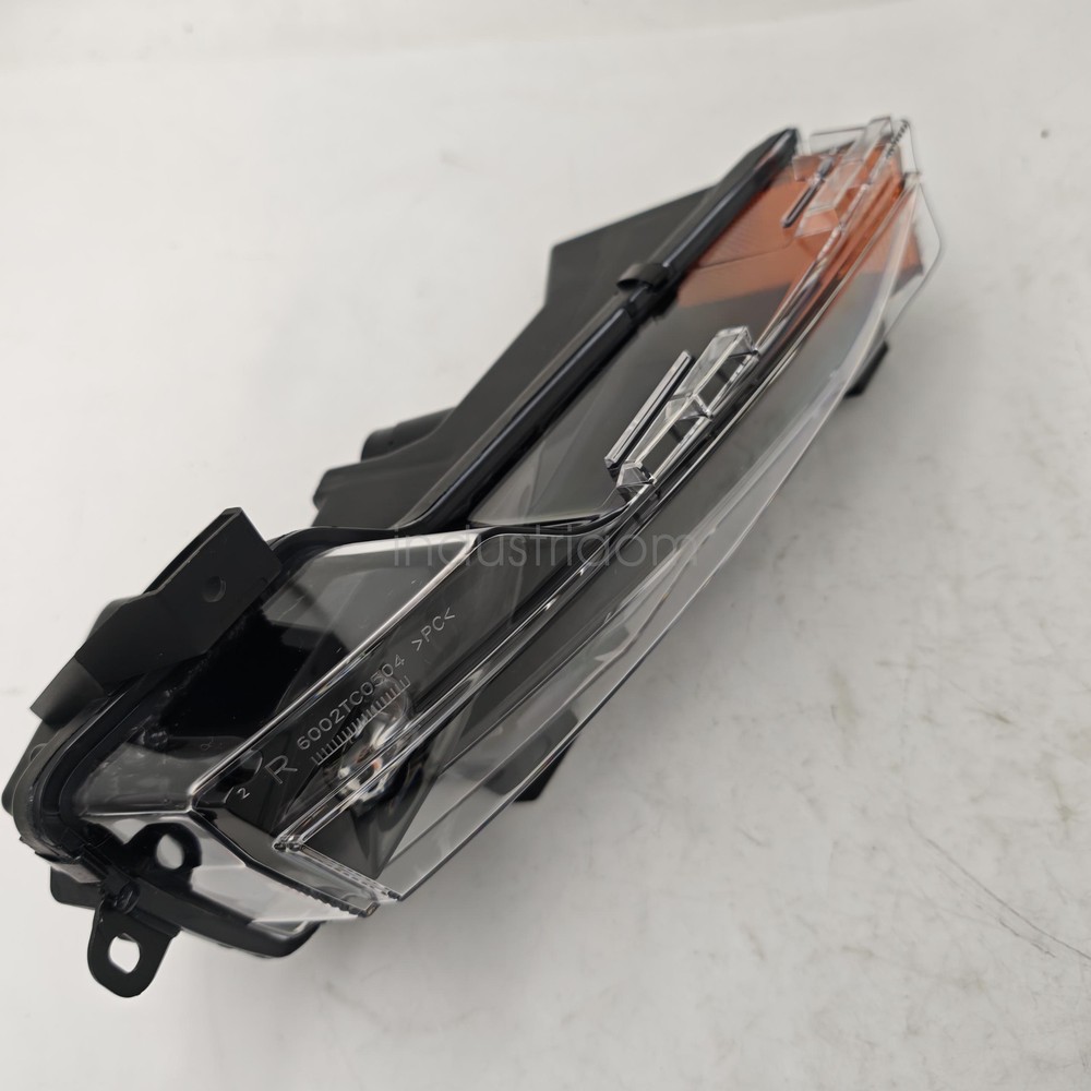 For Tesla Model 3 2017-2023 / Model Y 2020-2024 Front Fog Light Right Side