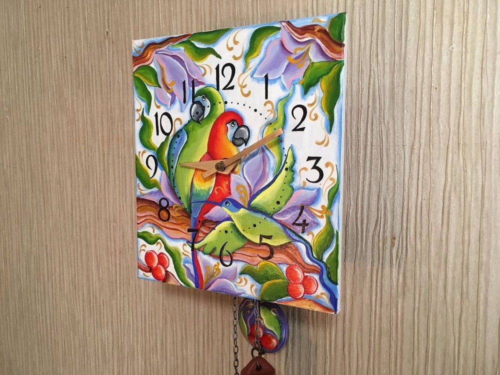 Soviet USSR Vintage Clock, Soviet Working Hand Painted Clock, Parrot Clock