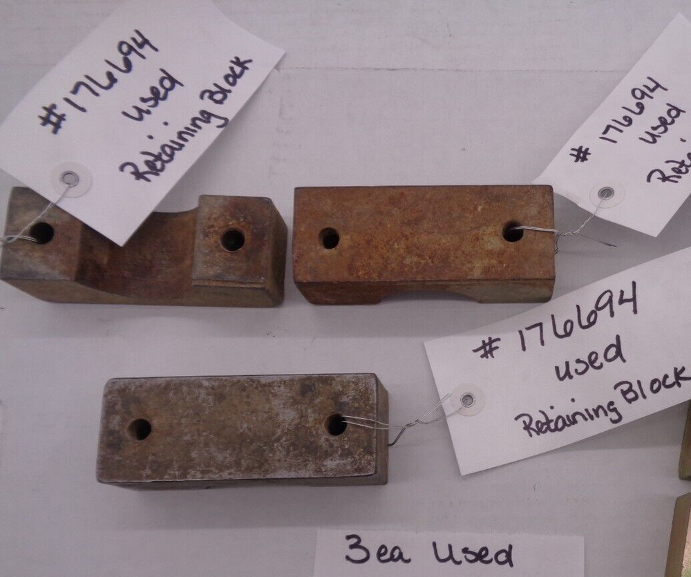 BELL - BLOCK, RETAINING (USED) QTY 1 - 176694 BELB4