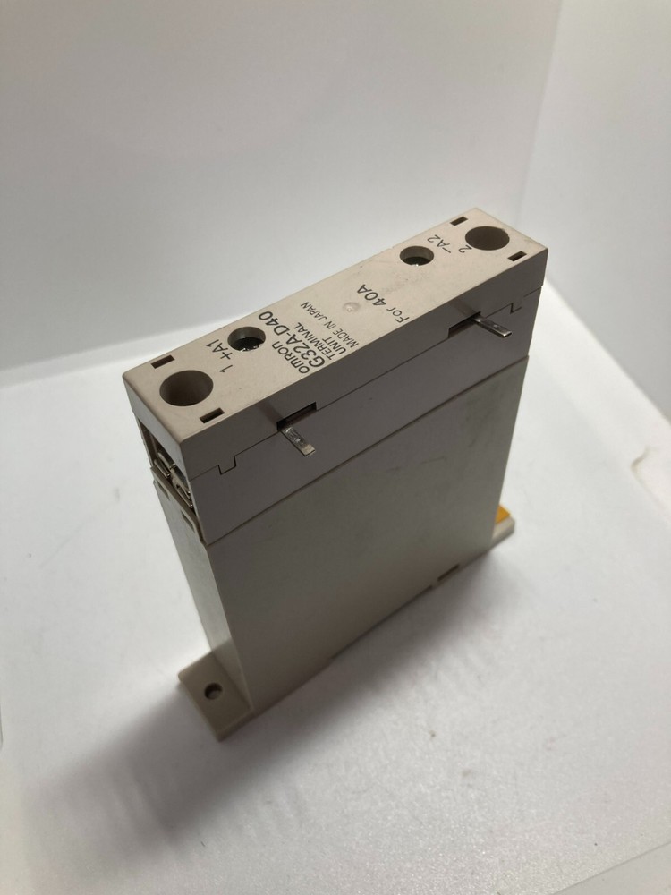 OMRON G32A-D40 TERMINAL UNIT RELAY SOLID STATE 40A