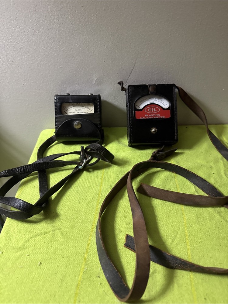 Vintage Bitronics PD-3 Blasting Galvanometer Current Measuring w/ Leather Case