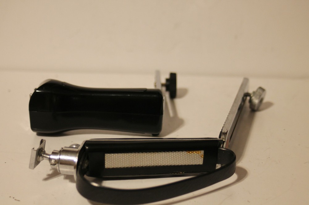 1yrWarranty two (2) Angle Flash mount Bracket handle universal for sync cable