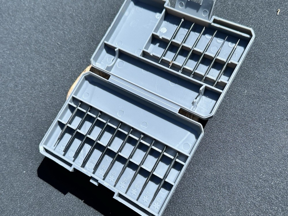 Precision Screwdriver Bit Setby Husky - USED/Missing Parts