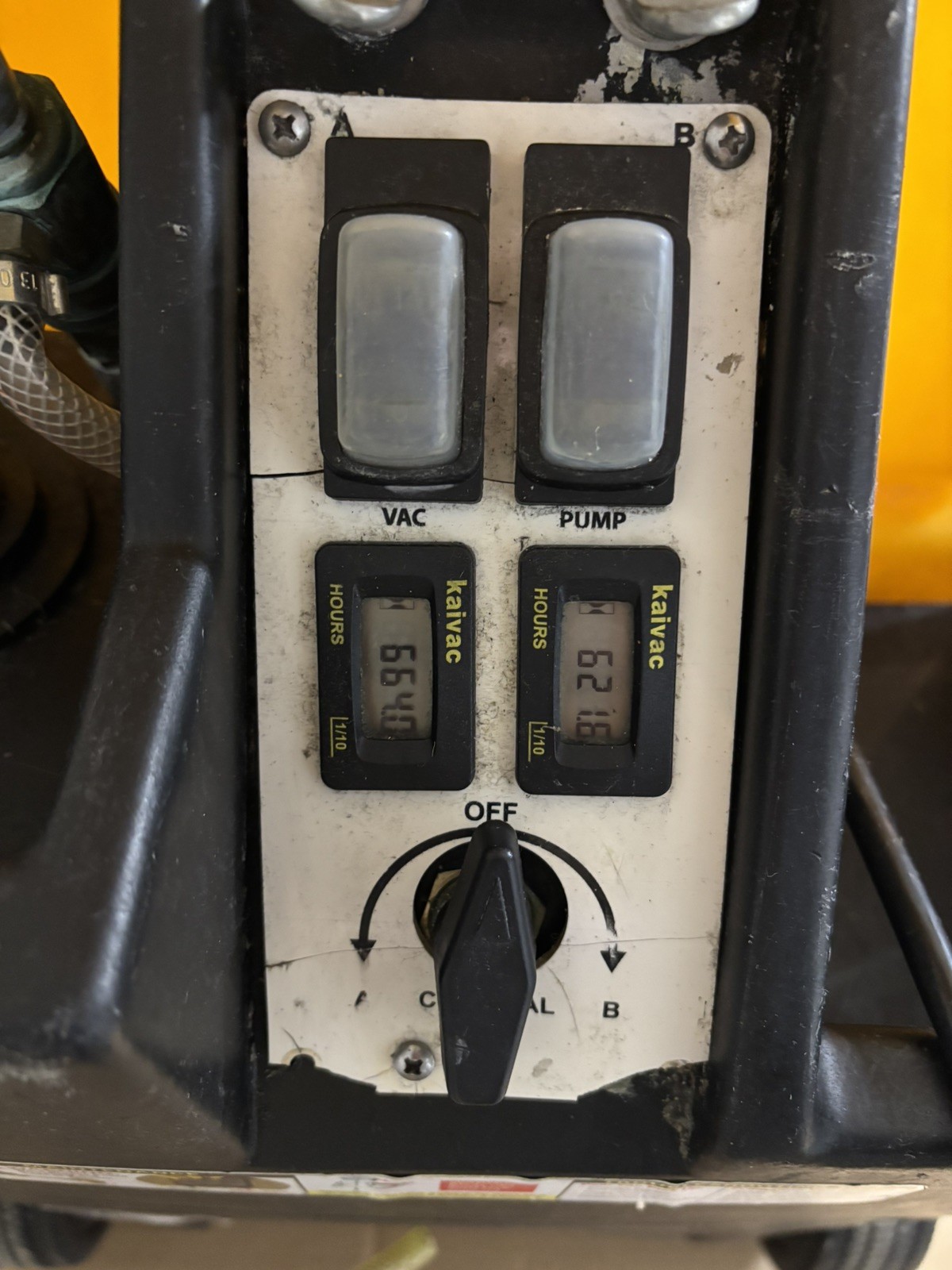 KaiVac 1750 Mid-Size No-Touch Cleaning System Machine, please read notes.