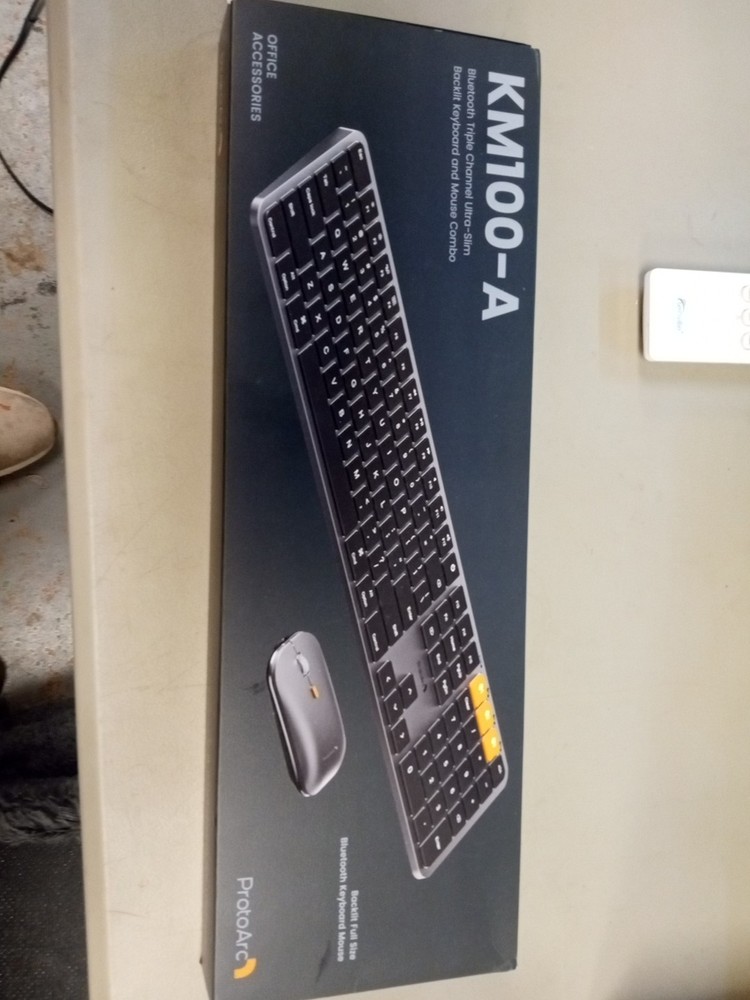 ProtoArc KM100-A Backlit Bluetooth Keyboard and Mouse Combo for Mac