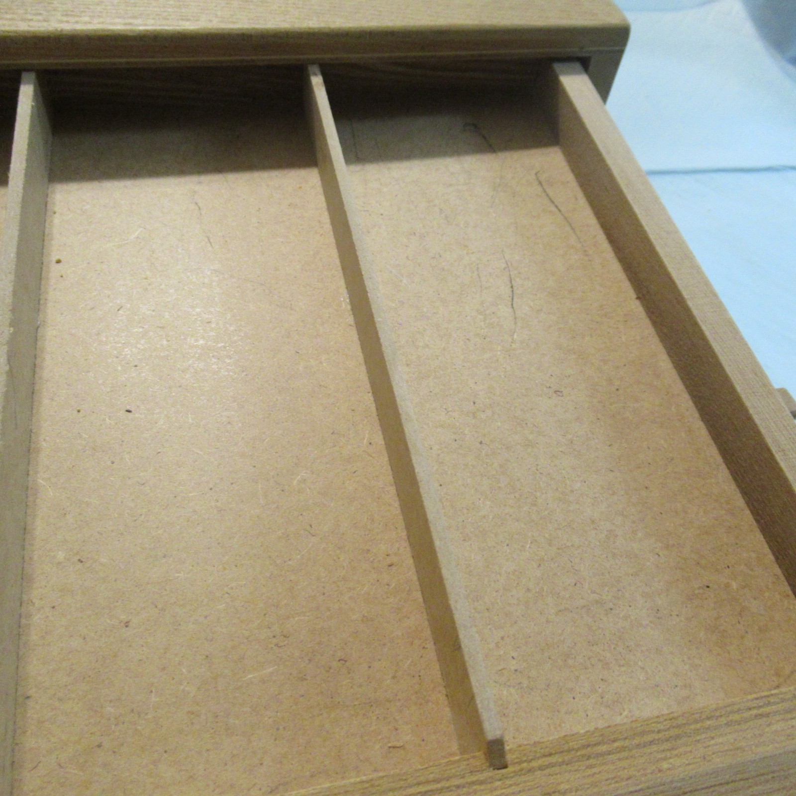 USART SUPPLY 3 DRAWER PAINTING ART CASE