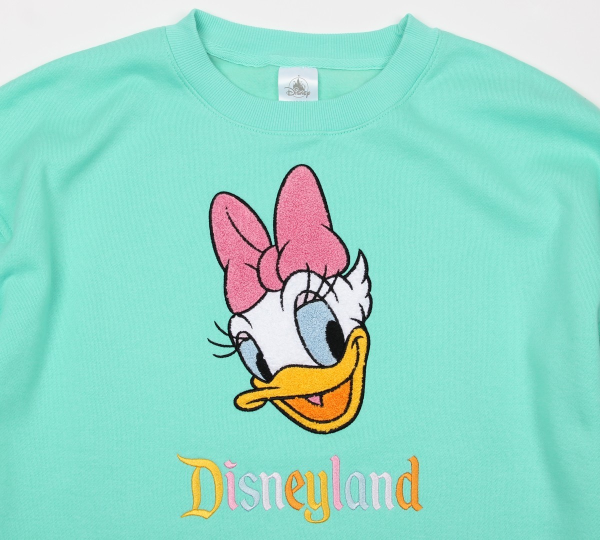 2025 Disneyland Daisy Duck Embroidered Turquoise Crewneck Sweatshirt Size M