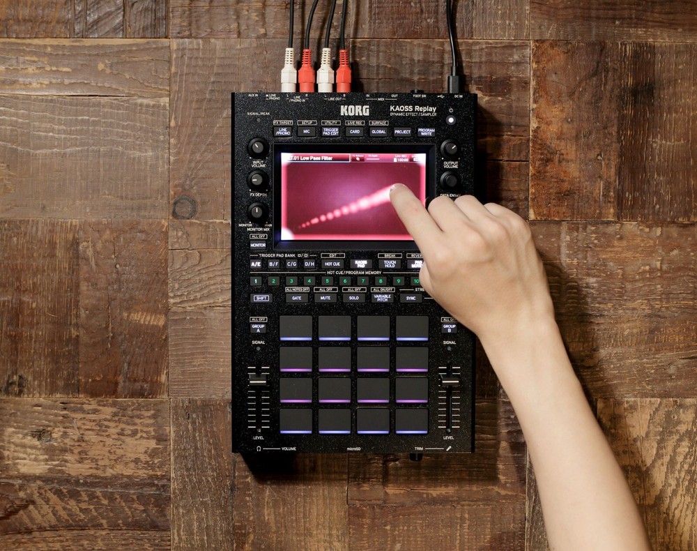 NEW KORG KAOSS REPLAY Dynamic Effect Sampler All-in-One DJ Performance From JP
