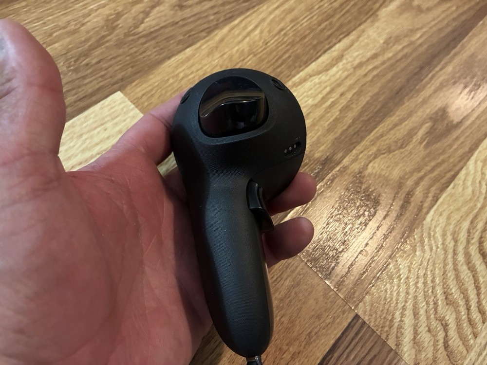 Meta Quest Pro VR Virtual Reality Right Controller Only Tested Working