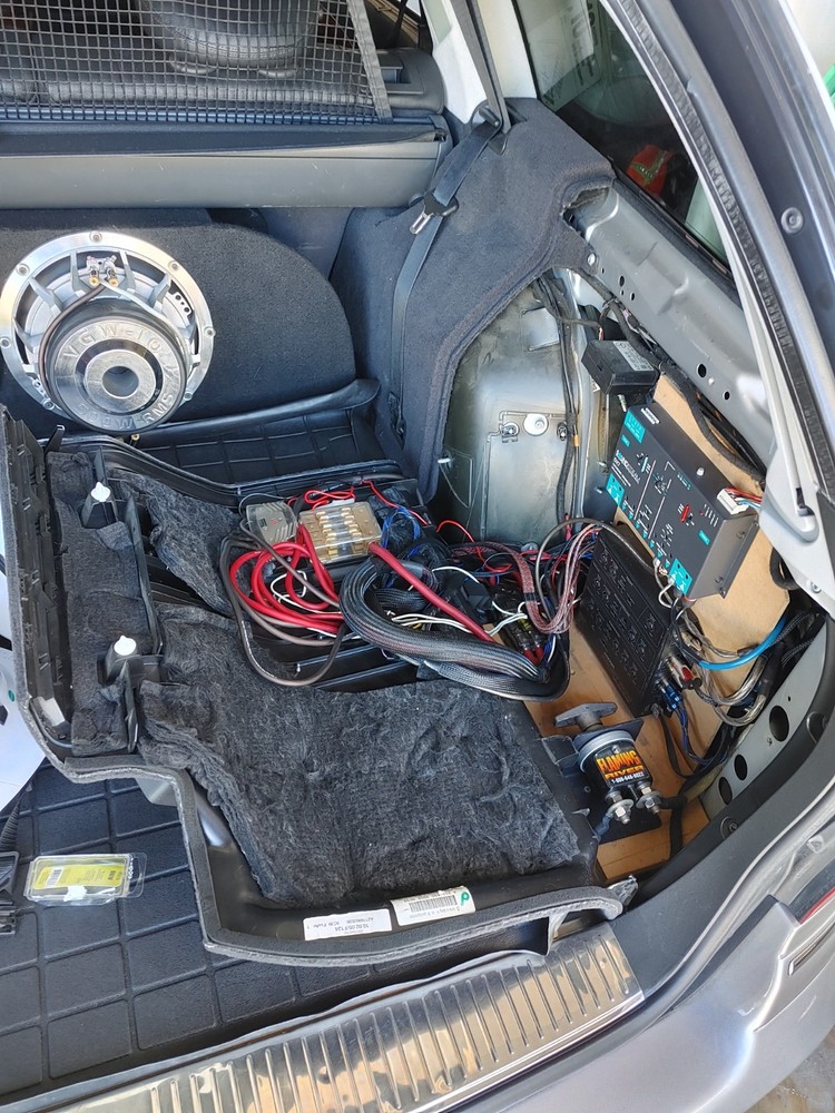 Soundstream DX7 Electronic Crossover