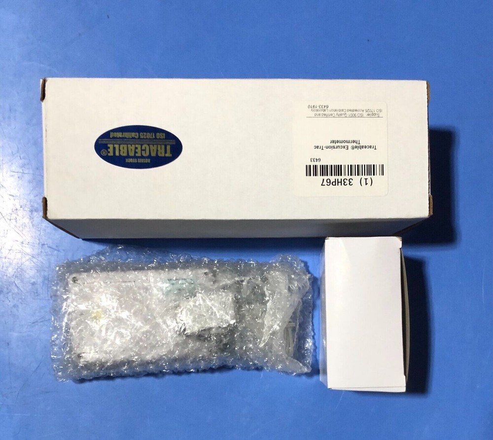 Traceable 6433 Excursion-Trac Data Logging Thermometer with 2 bullet probes B2