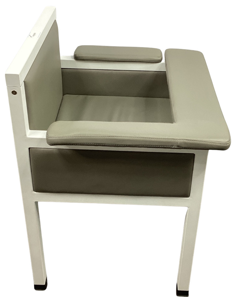 PHLEBOTOMY / BLOOD DRAWING CHAIR