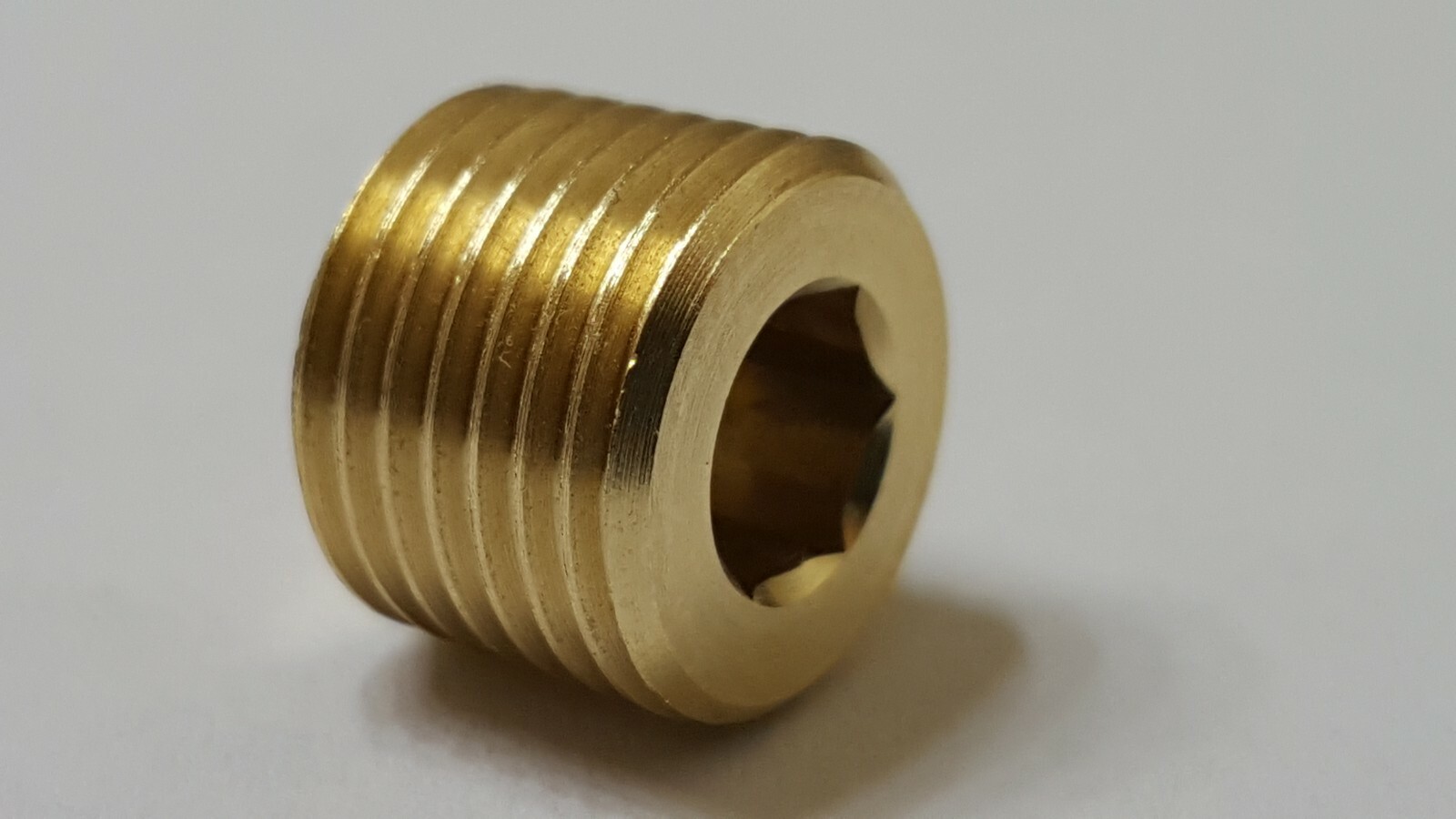 Bulk Lot of 100 pcs. 1/8" Male NPT Brass Plug Allen Key Countersunk Hex USA