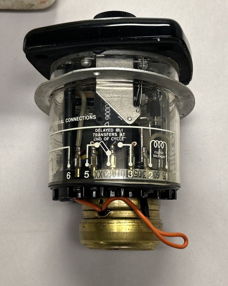 ATC,305B101A10XX,ELECTRONIC TIMER NOS