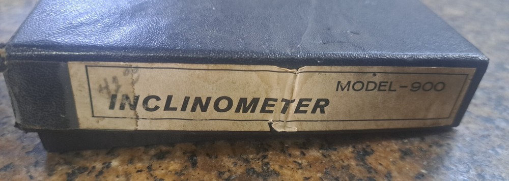 INCLINOMETER vintage protector