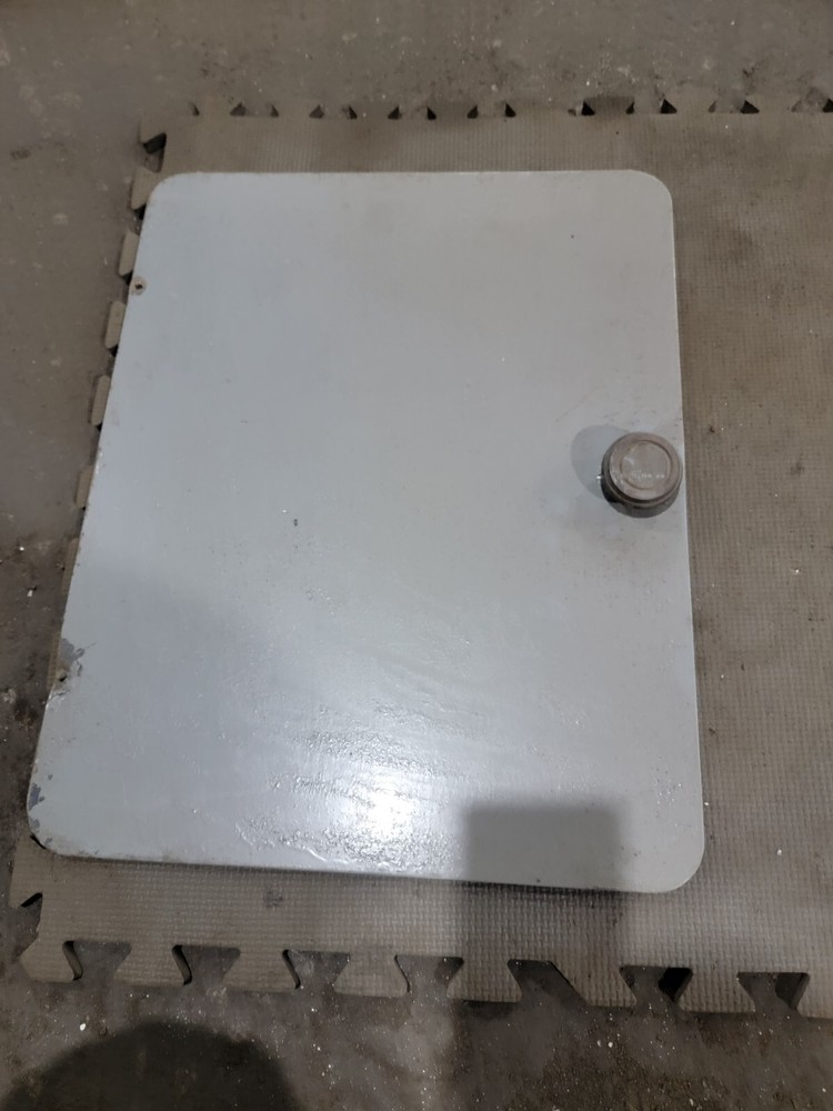 Buss 4L Planer side cover door