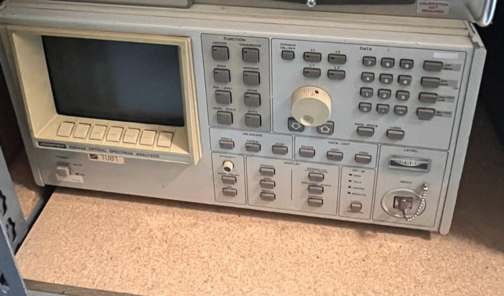 ADVANTEST Q8344A Optical Spectrum Analyzer