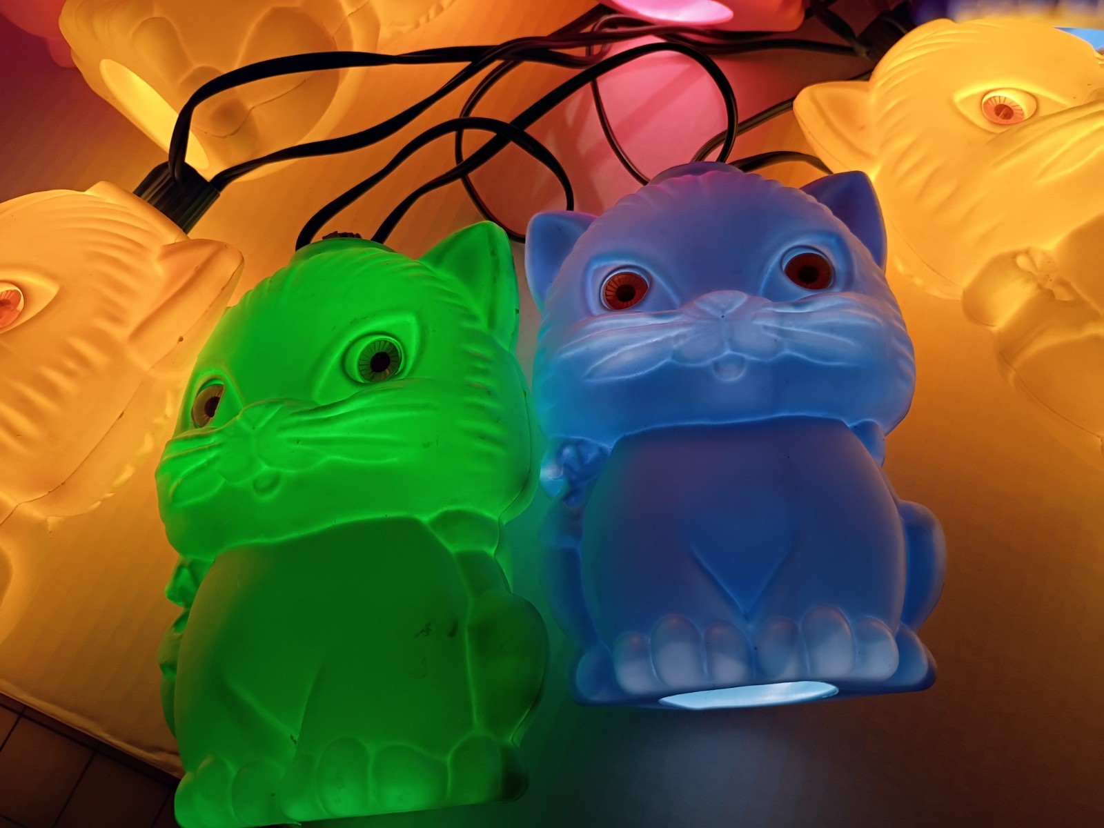 Vtg 60’s Pasta CAT Blow Mold 13pc String Lights RV Camper Patio Tiki Parti Lites