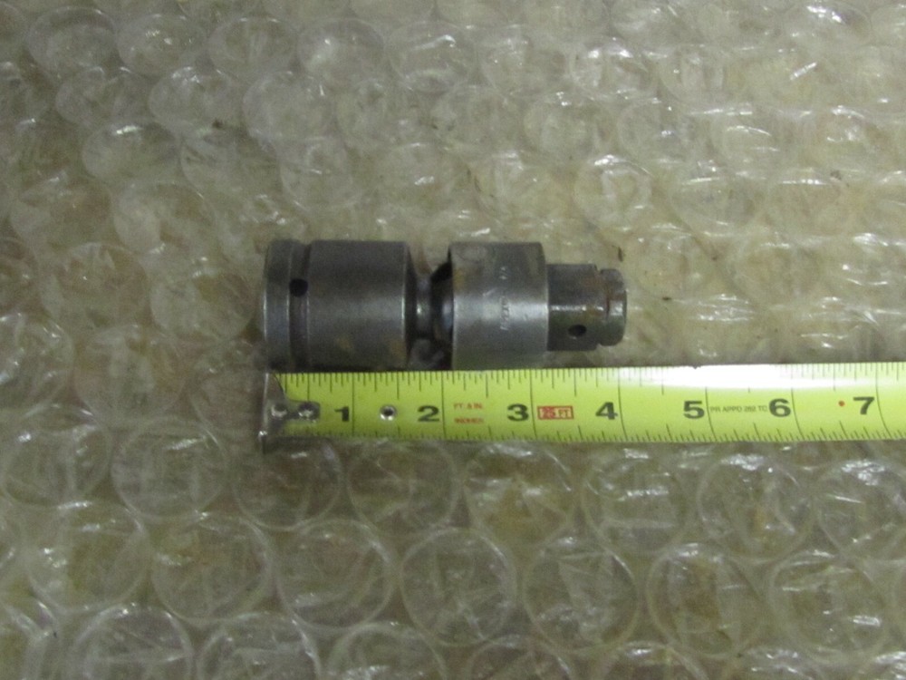 Apex Tools  3/4" Square Drive Universal Adapter MF-75