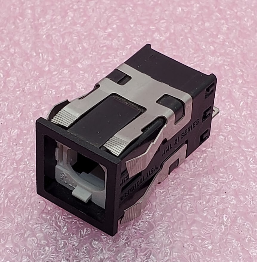 Honeywell Microswitch - AML21BBA2AA - Switch, Pushbutton, AML 21 Series. 125VAC