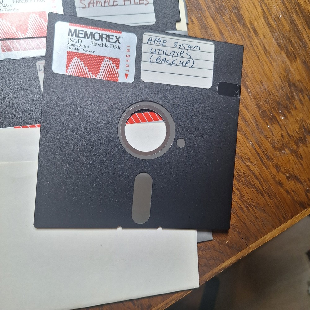 Apple Works Instructions 5.25" Floppy Disk (5)