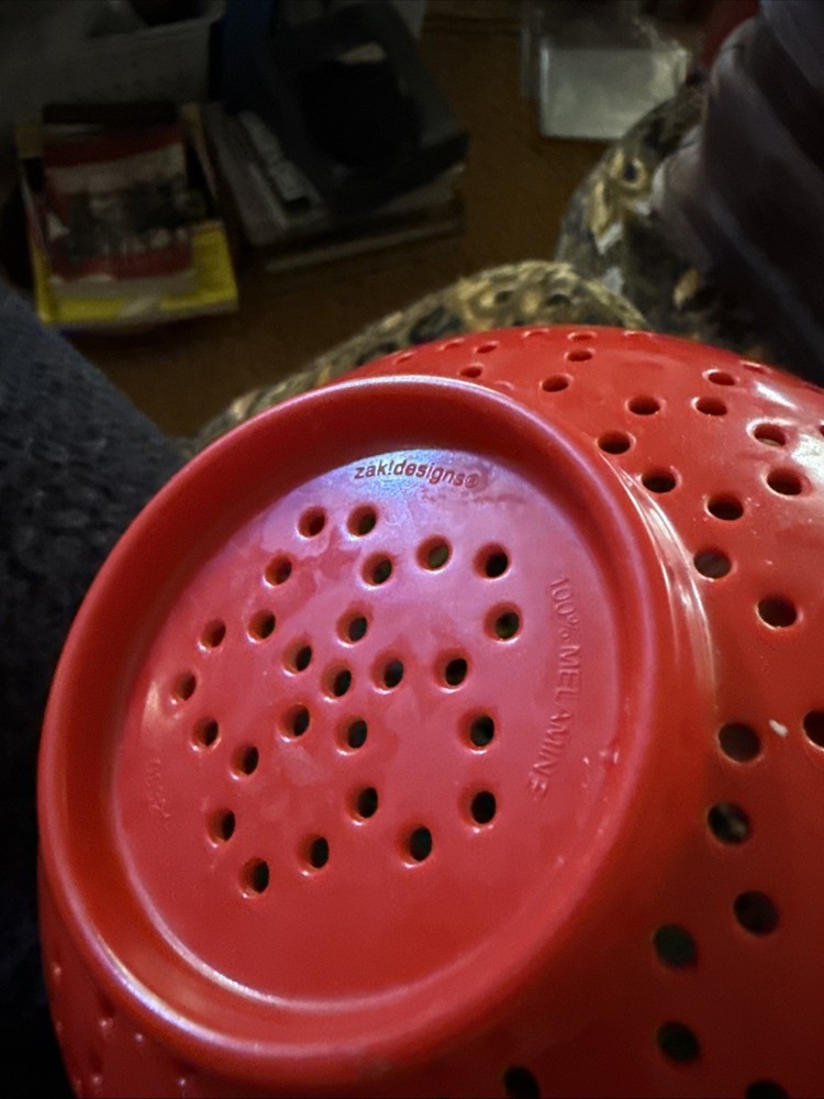 CULINARY ELEMENTS RED COLANDER 100% MELAMINE
