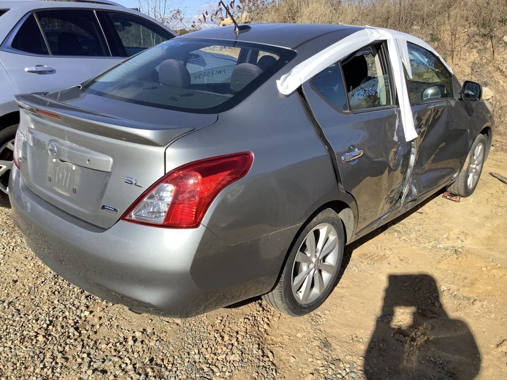 VERSA 2014 Glove Box 4914935