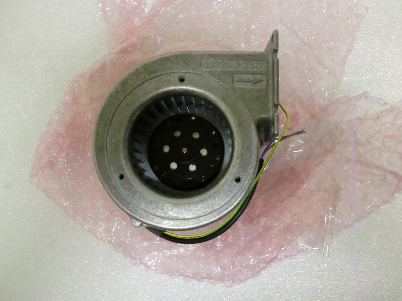 ebmpapst G2S085-AA03-01 Centrifugal Fan Blower 85mm 250VAC 31CFM 03329-2-2517