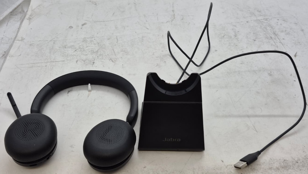 Jabra Evolve2 65 Wireless Headset W/ Desk stand