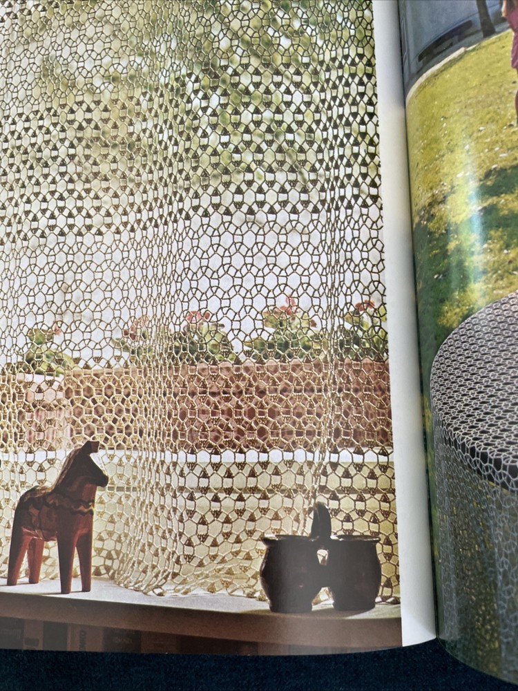DMC Crochet Thread Pattern Book Curtains-tablecloths-placemats Patterns