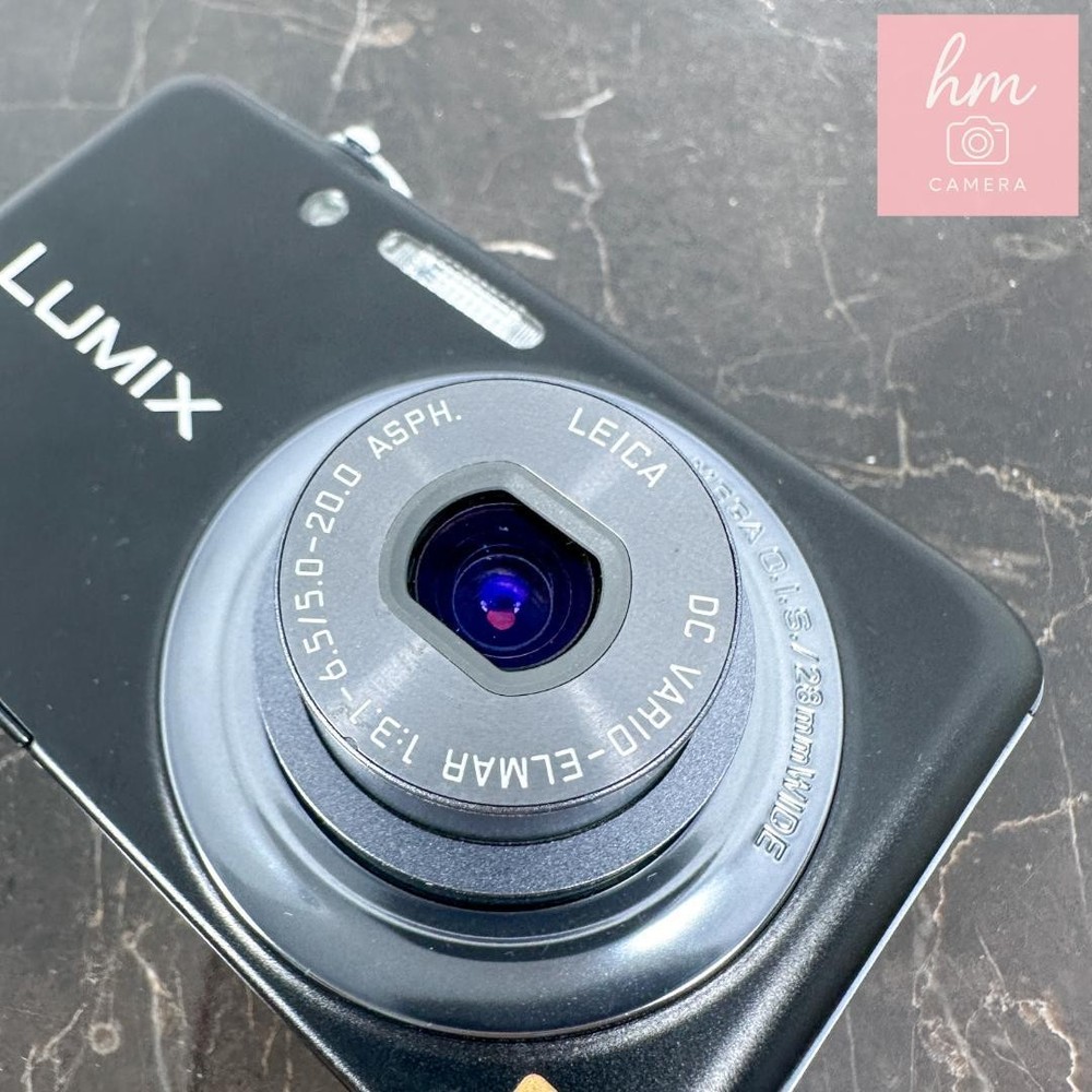 Panasonic DMC FH7 Black Digital Camera Compact Camera Excellent Condition