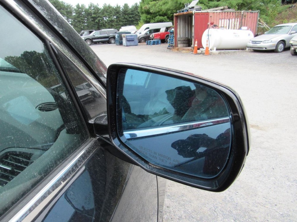 MDX 2014 Glove Box 1073391