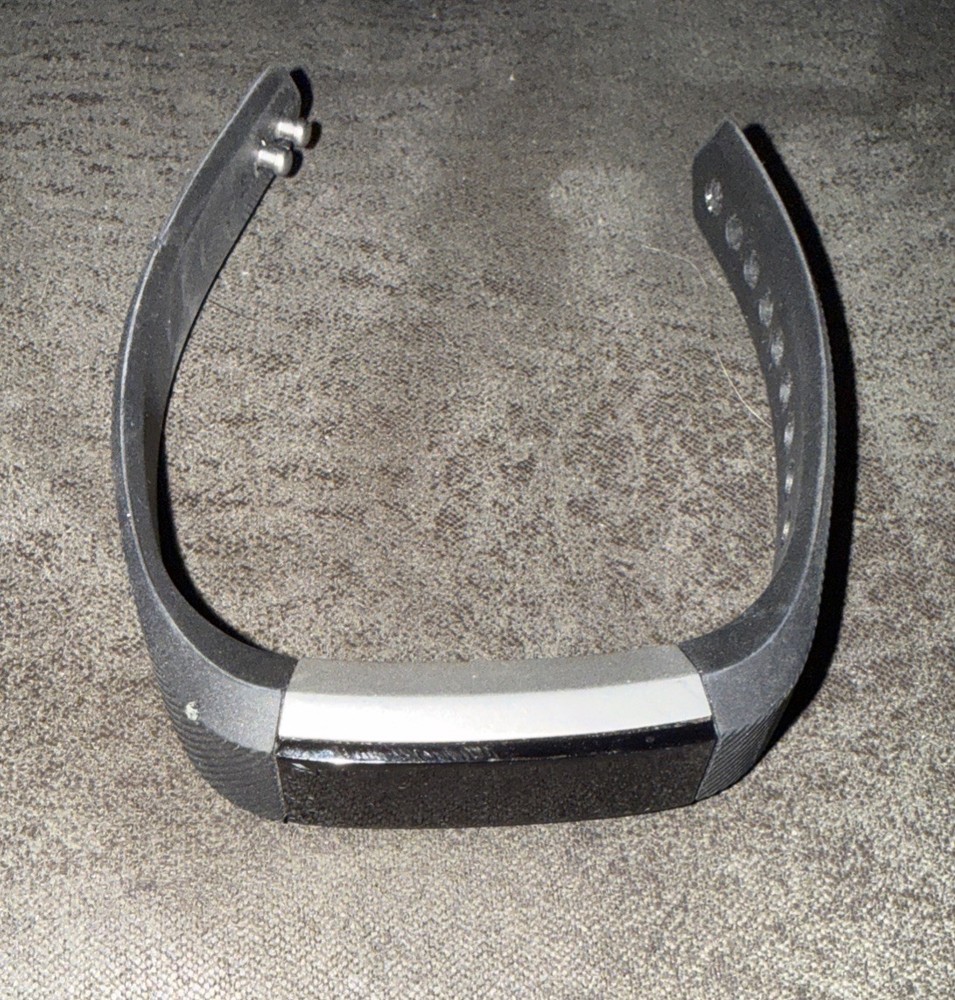 Fitbit Alta Fitness Tracker No Charger Untested