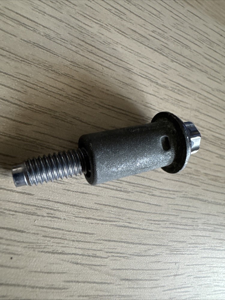 BMW BOLT | P/N - 11128572812
