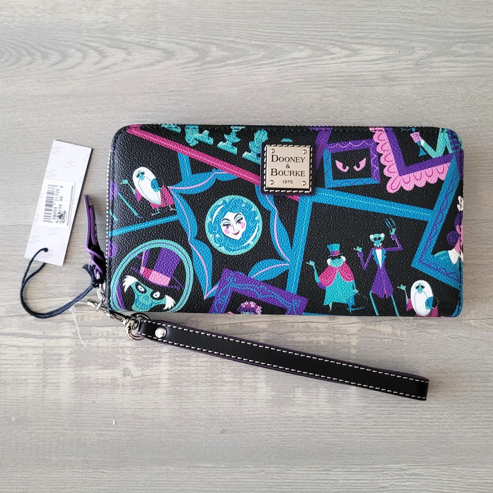 Disney Dooney Haunted Mansion Wallet Wristlet Madame Leota Ghosts Busts NWT