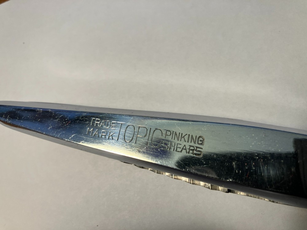9" Pinking Shears - TOPIC brand (made in Japan)