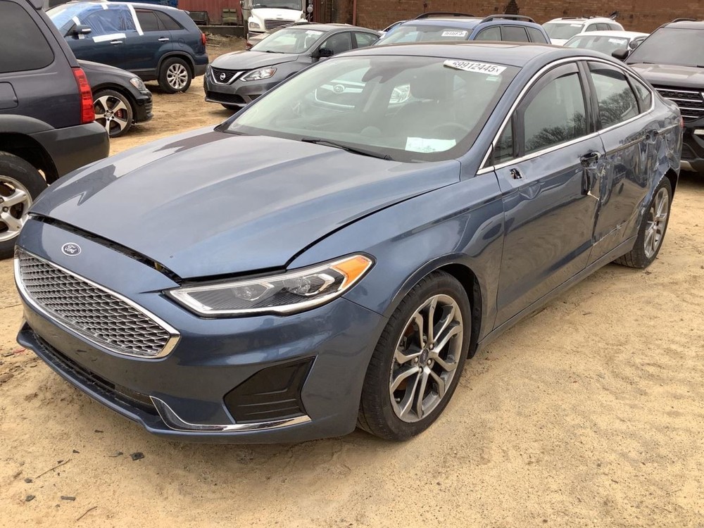 FUSION 2019 Glove Box 4937195