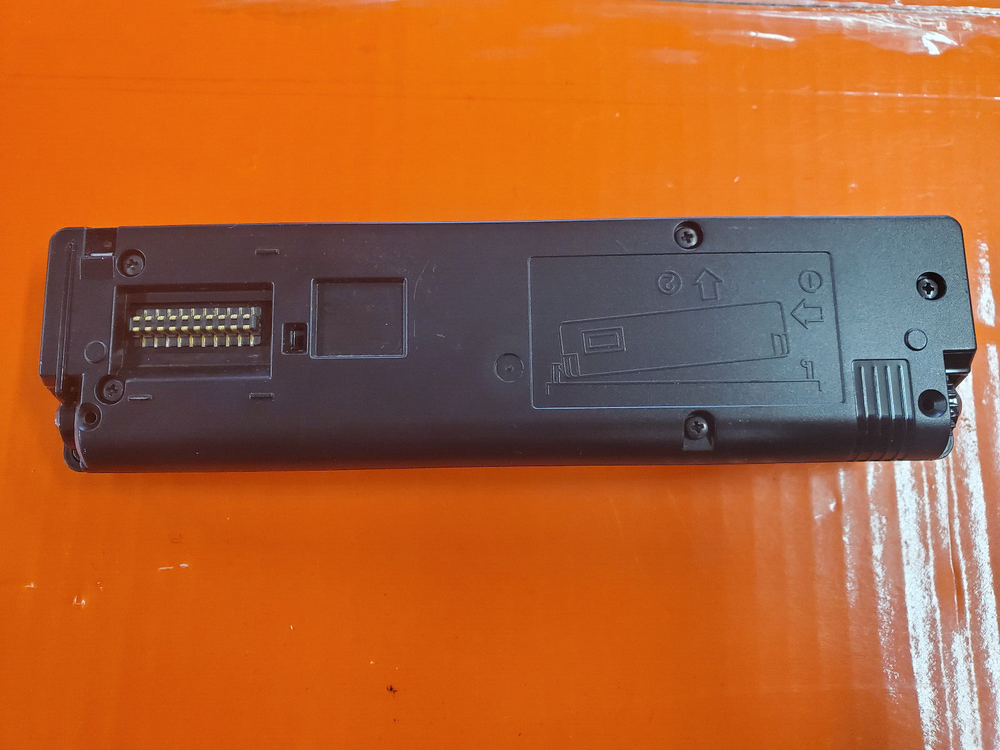 Sony CDX GT640UI Faceplate