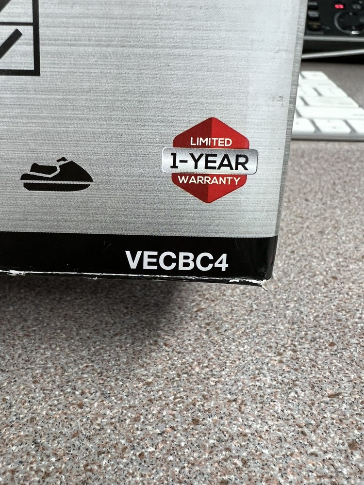 VECTOR VECBC4 4 Amp Battery Charger/Maintainer New