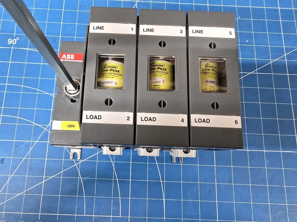 ABB OS60GJ03 DISCONNECT SWITCH 3P
