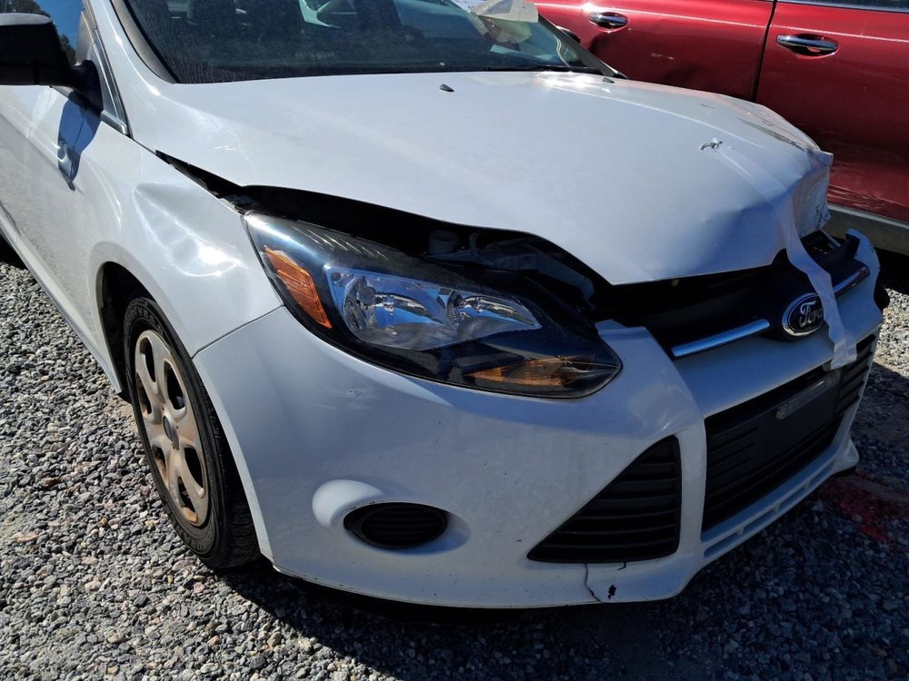 Fuse Box Engine Fits 12-14 FOCUS 4842228