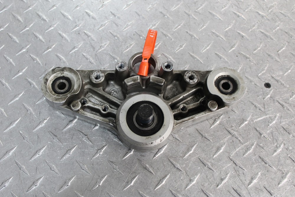 1996 BMW R1100RT FORKS UPPER TRIPLE TREE CLAMP