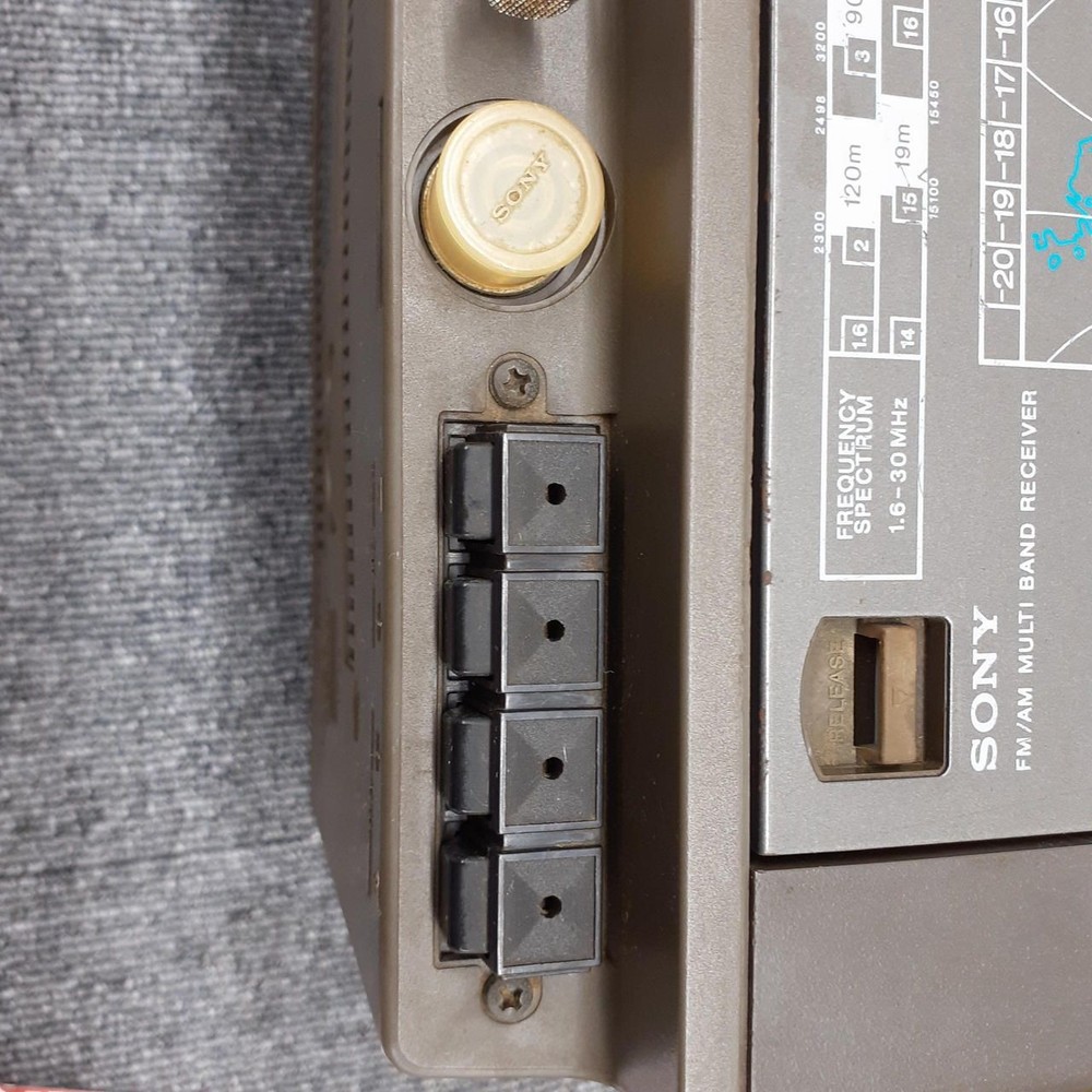 Sony FMAM Tuner Icf-6800a Junk Used