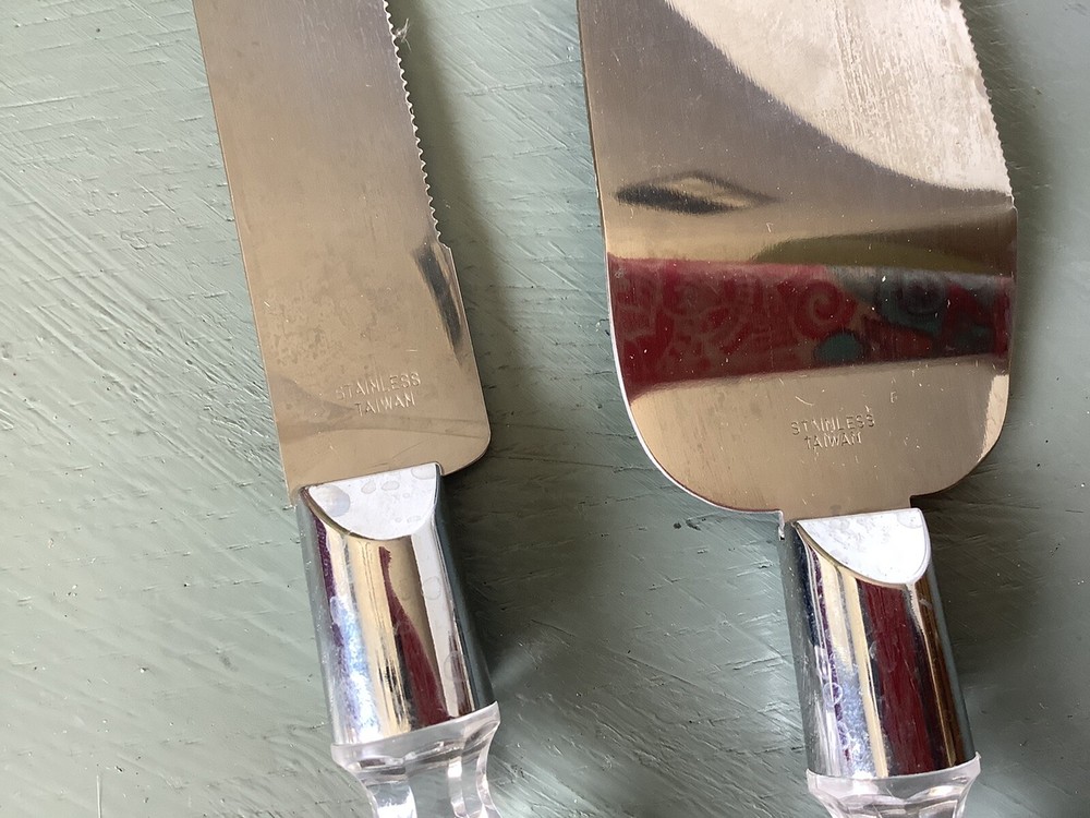 Wedding Cake Cutter Set Clear Handles