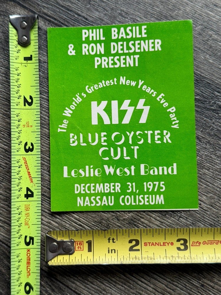 KISS Pass Alive Tour Nassau NY Dec 31 1975 New Year's Green Vintage Kiss Aucoin