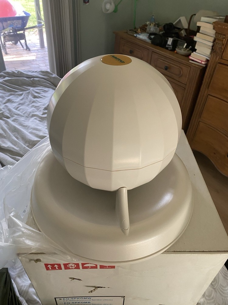 6.5 in. Omnidirectional Speaker AMTC EQ-SPKOMW (white)